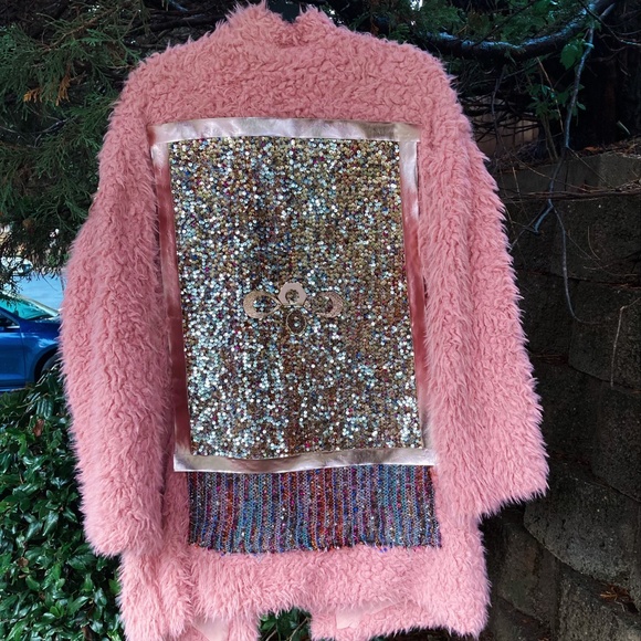 Customed Rose, Sequins and Bohemian Fuzzy Coat - Picture 6 of 12